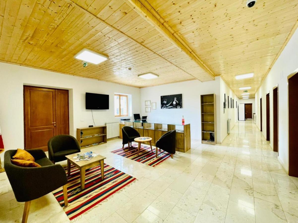 Hotel Vermoshi Tdc ภายนอก รูปภาพ